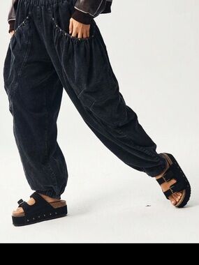 Relaxed Corduroy Boyfriend Jeans